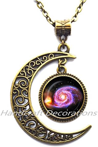 Whirlpool Galaksi Cam kolye. Nebula Kozmosunun kolyesi. Uzay, evren takı, doğum günü hediyesi.F102