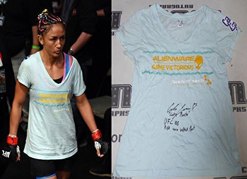 Carla Esparza İmzalı UFC 185 Fight Yıpranmış Kullanılmış Walkout Gömlek PSA / DNA Auto v Joanna İmzalı Etkinlik Kullanılmış Ürünler